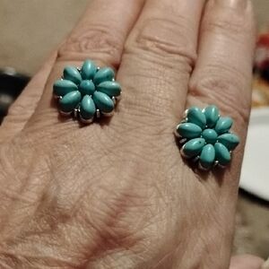 Turquoise Flower Stud Earrings